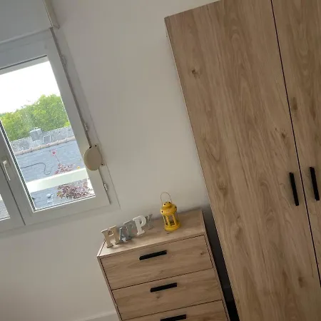 T2 St Marc Sur - Proche - 4 Couchages Апартаменты *